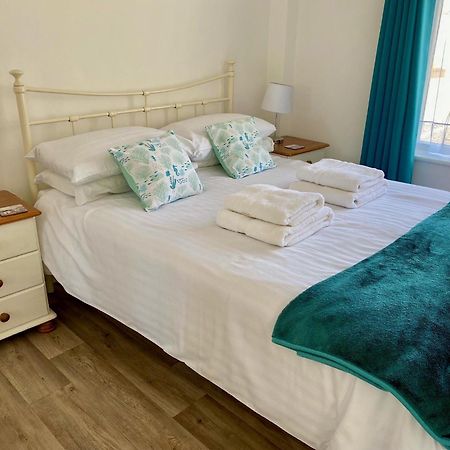 Golden Acre Jurassic Coastal Lodges ,Eype Bridport Bagian luar foto