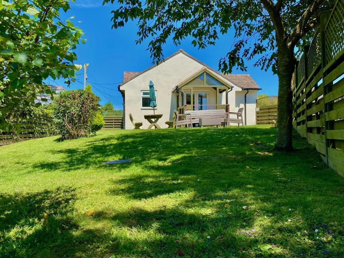 Golden Acre Jurassic Coastal Lodges ,Eype Bridport Bagian luar foto