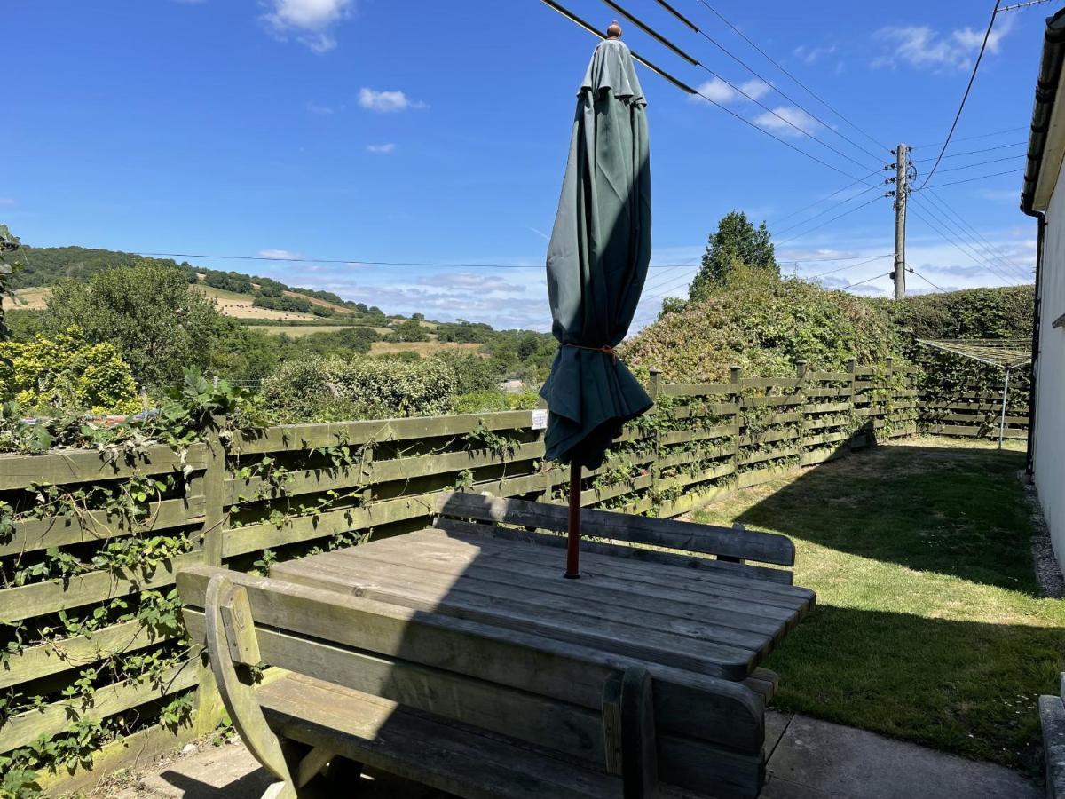 Golden Acre Jurassic Coastal Lodges ,Eype Bridport Bagian luar foto