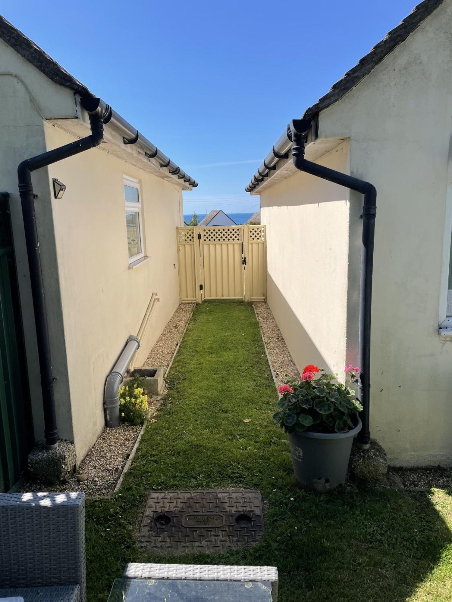 Golden Acre Jurassic Coastal Lodges ,Eype Bridport Bagian luar foto